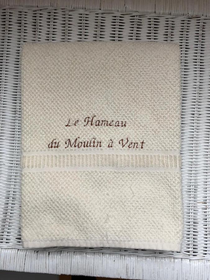圣阿韦尔坦 Le Hameau Du Moulin A Vent酒店 外观 照片